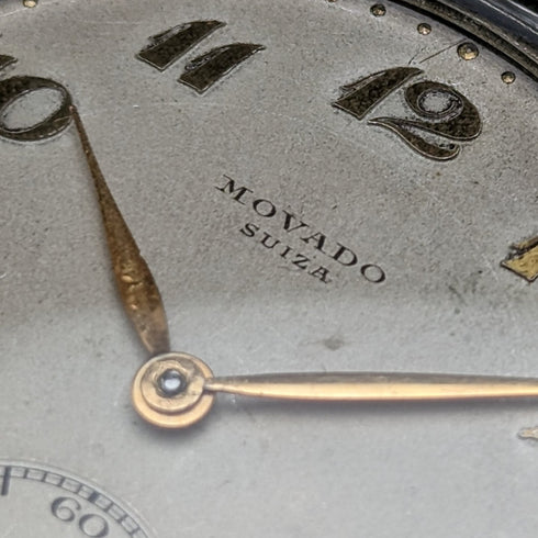 20 世紀初古董 MOVADO 懷錶 馬車雕刻銀色側殼 效果很好